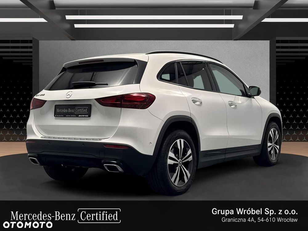Mercedes-Benz GLA 200 Progressive - 6