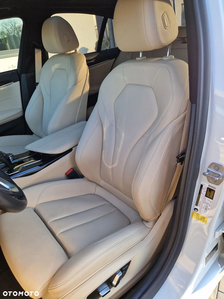 BMW Seria 5 530i Sport Line - 11