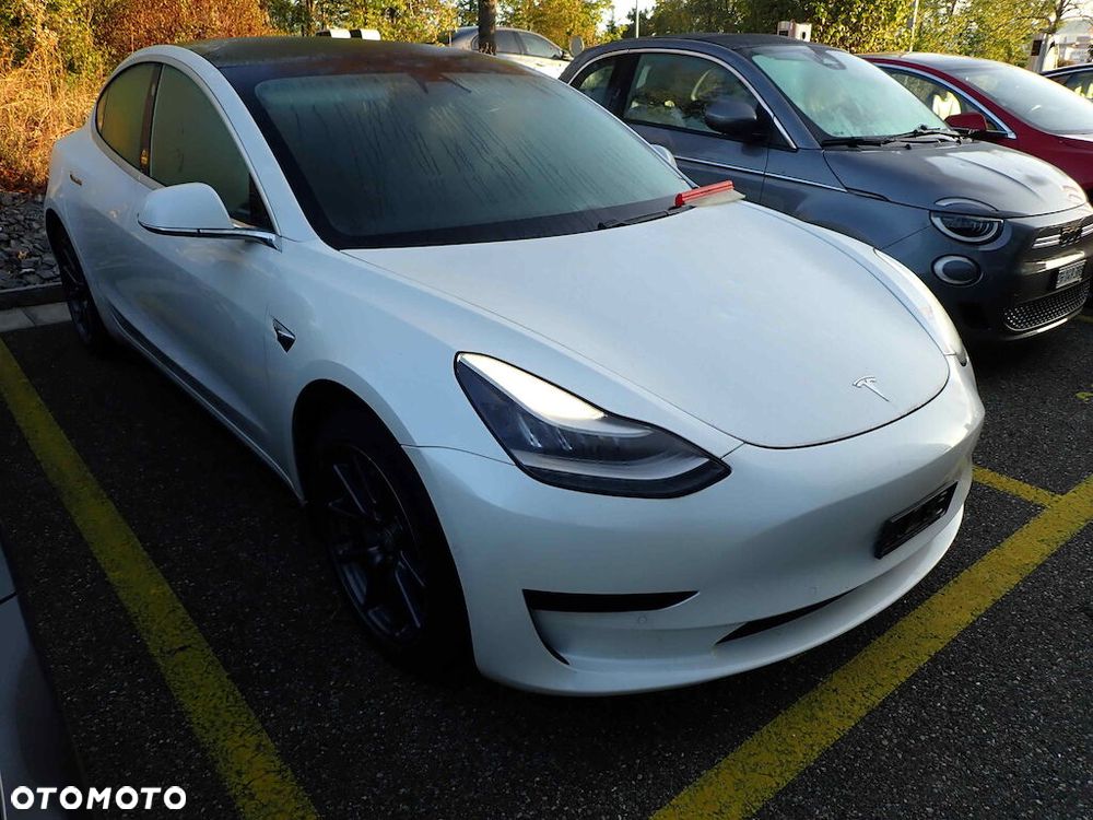 Tesla Model 3 Standard Reichweite Plus Hinterradantrieb - 1