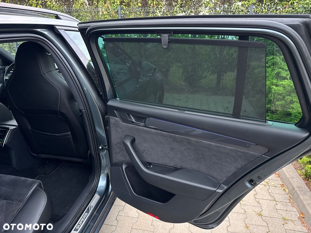 Skoda Superb 2.0 TDI 4x4 DSG Sportline - 26