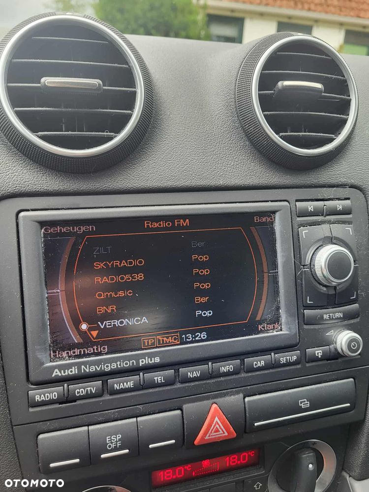 Audi A3 3-drzwiowe 2.0 FSI Ambiente - 23