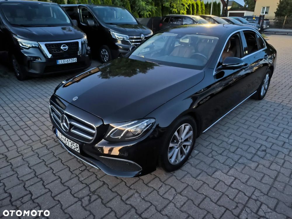 Mercedes-Benz Klasa E 200 d 9G-TRONIC - 39