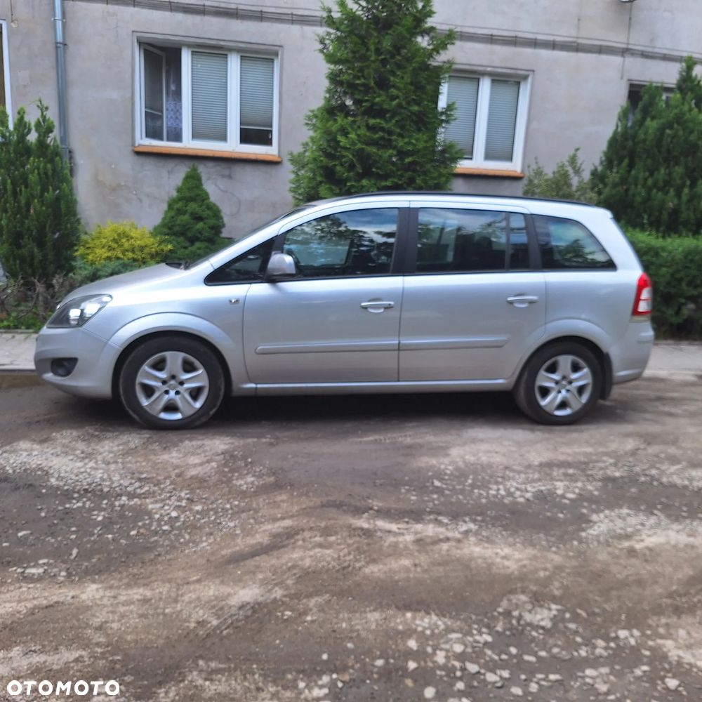 Opel Zafira 1.7 CDTI ecoFLEX Family - 1