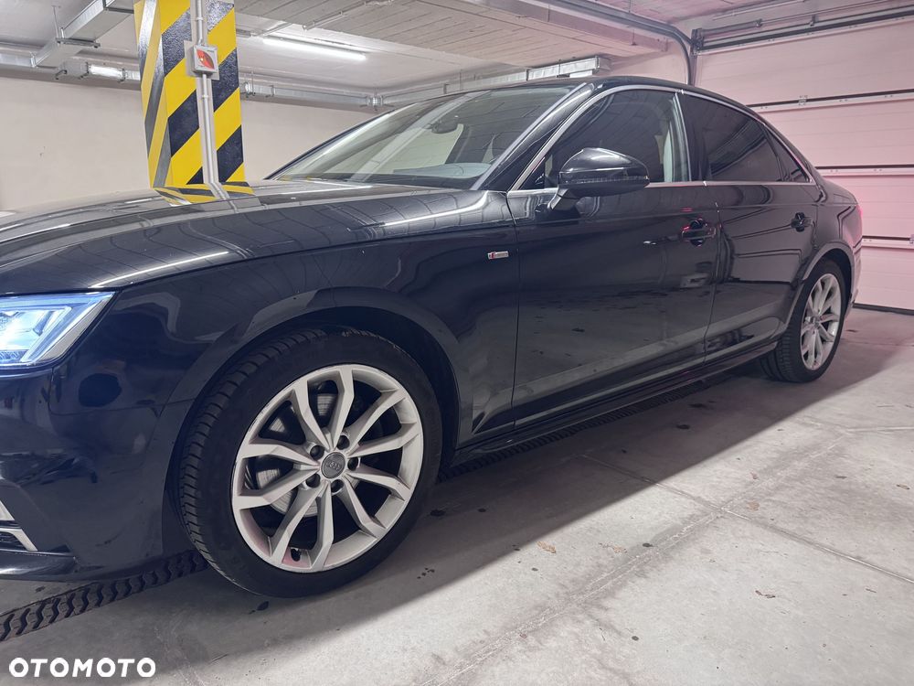 Audi A4 Limousine - 2