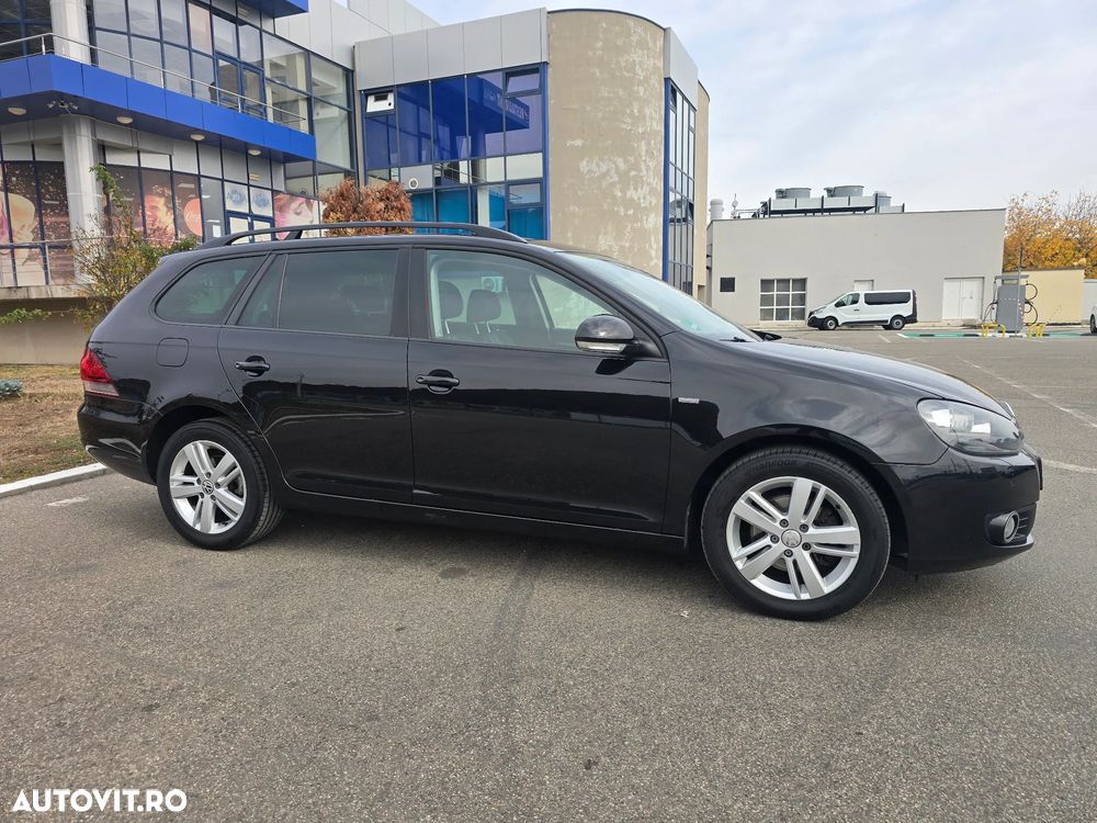 Volkswagen Golf - 5