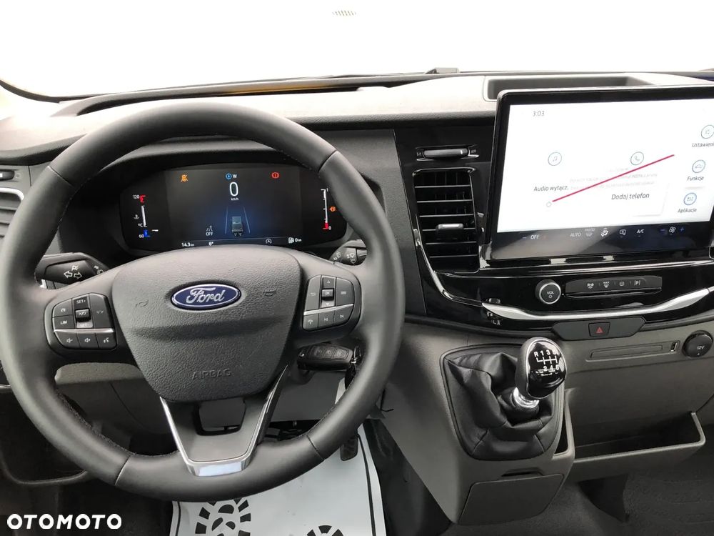 Ford Transit - 12