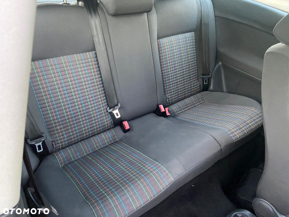 Volkswagen Polo 1.6 Trendline - 11