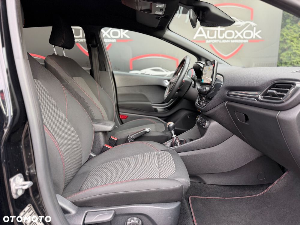 Ford Fiesta 1.5 TDCi S&S ST-LINE - 35