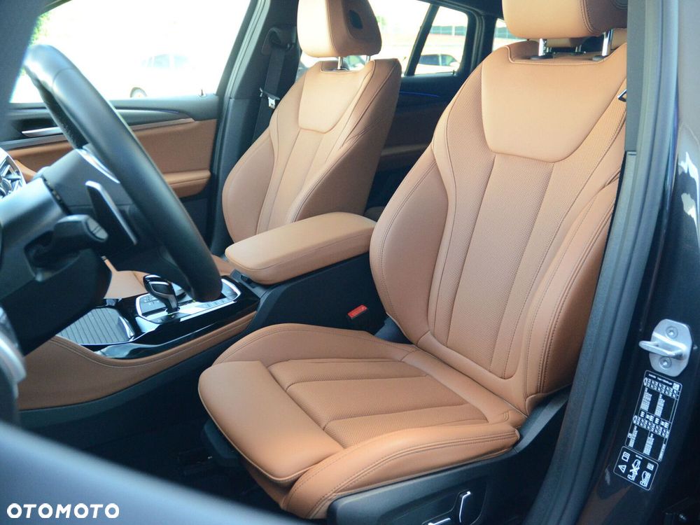 BMW X4 - 32