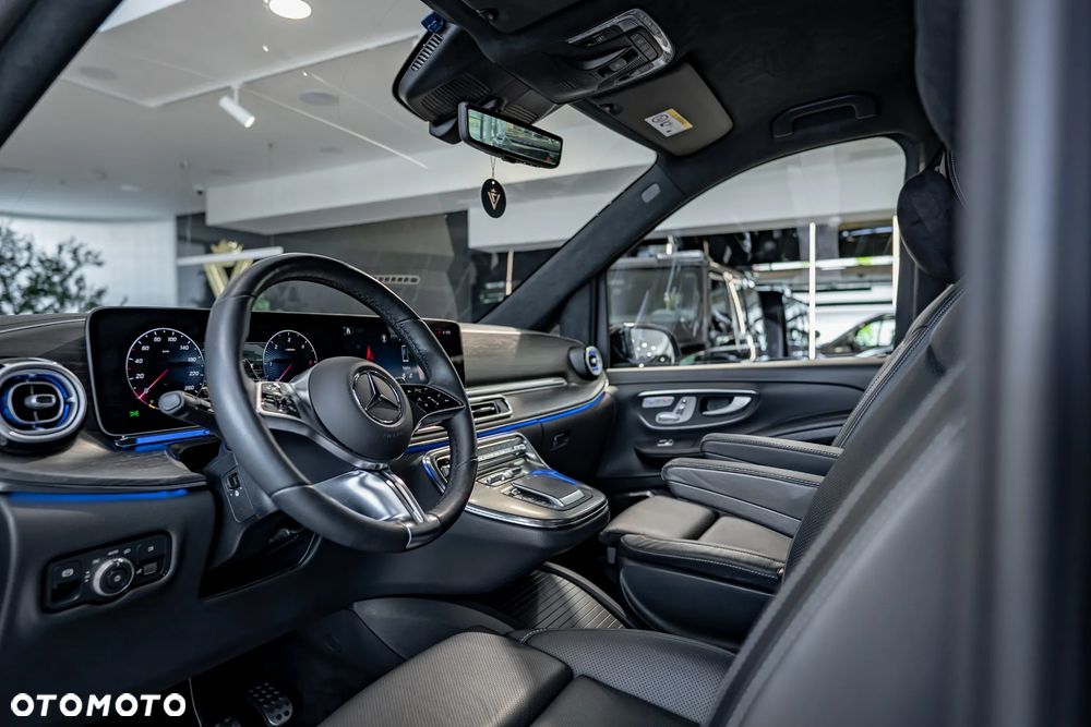 Mercedes-Benz Klasa V 300 d 4-Matic 9G-Tronic Exclusive (d³ugi) - 25