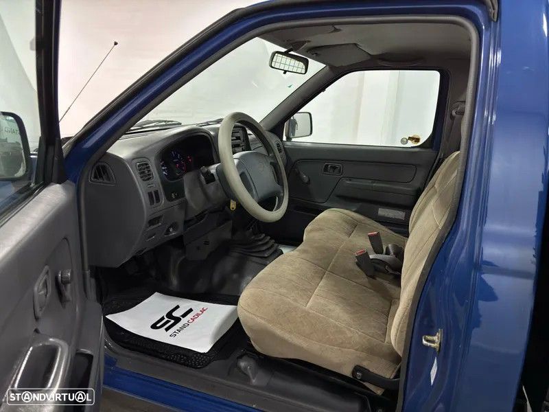 Nissan Pick-Up D22 4x2 3 LUGARES - 8