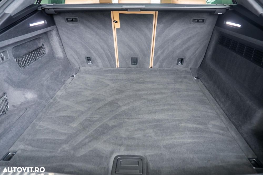 Audi Q8 55 TFSI quattro Tiptronic - 20