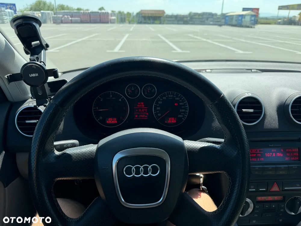 Audi A3 Sportback 2.0 TDI Ambiente - 12