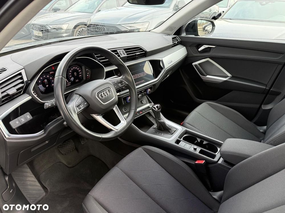 Audi Q3 - 16