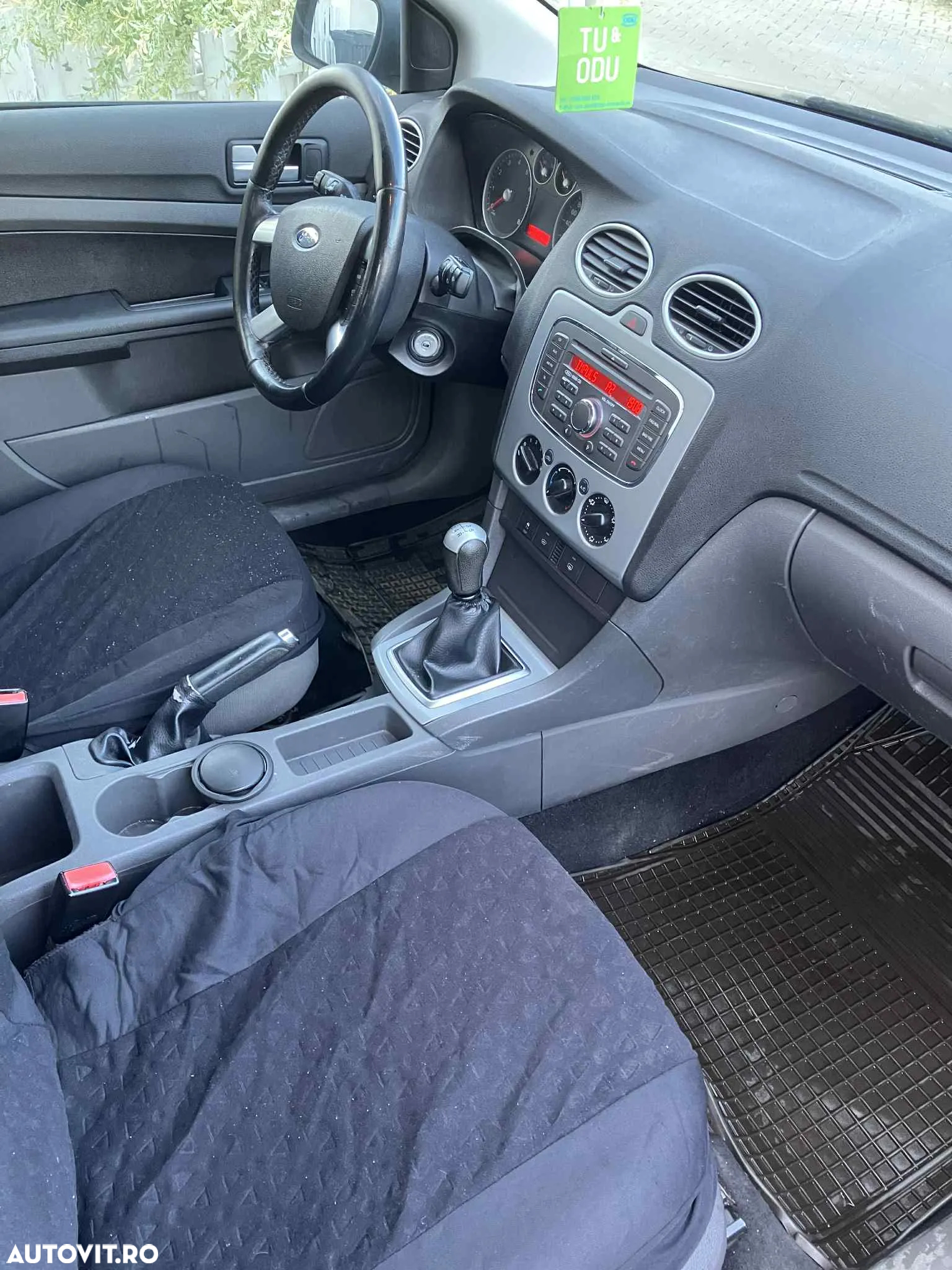Ford Focus - 6