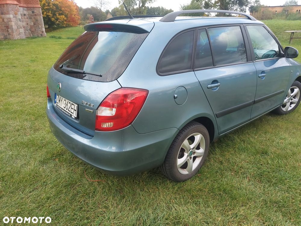 Skoda Fabia 1.2 TSI Combi FAMILY - 2