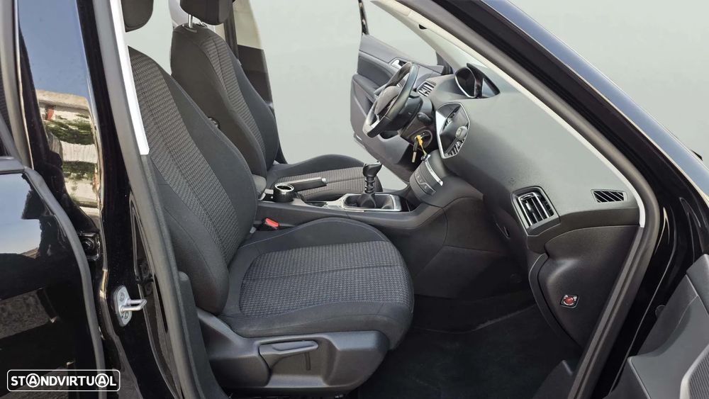 Peugeot 308 1.5 BlueHDi Active - 17