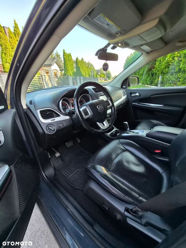 Dodge Journey - 8