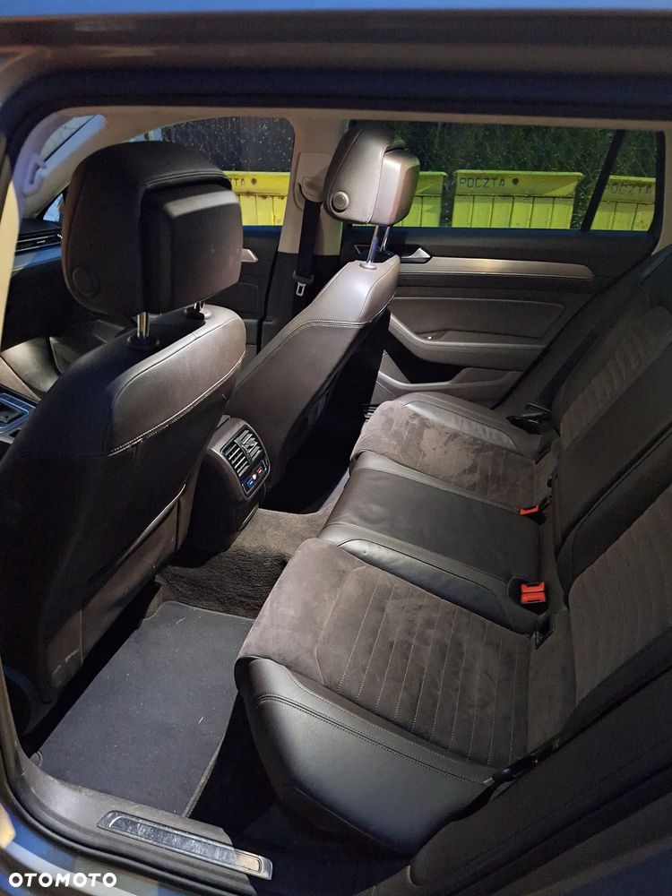 Volkswagen Passat - 7