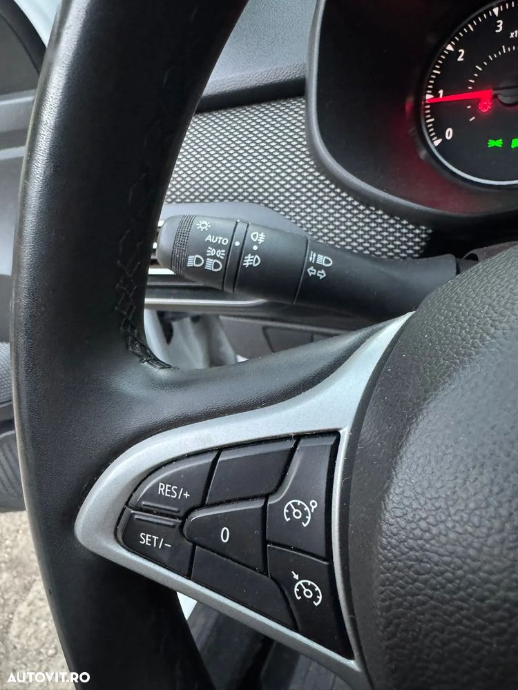 Dacia Logan TCe 90 MT6 Expression - 18