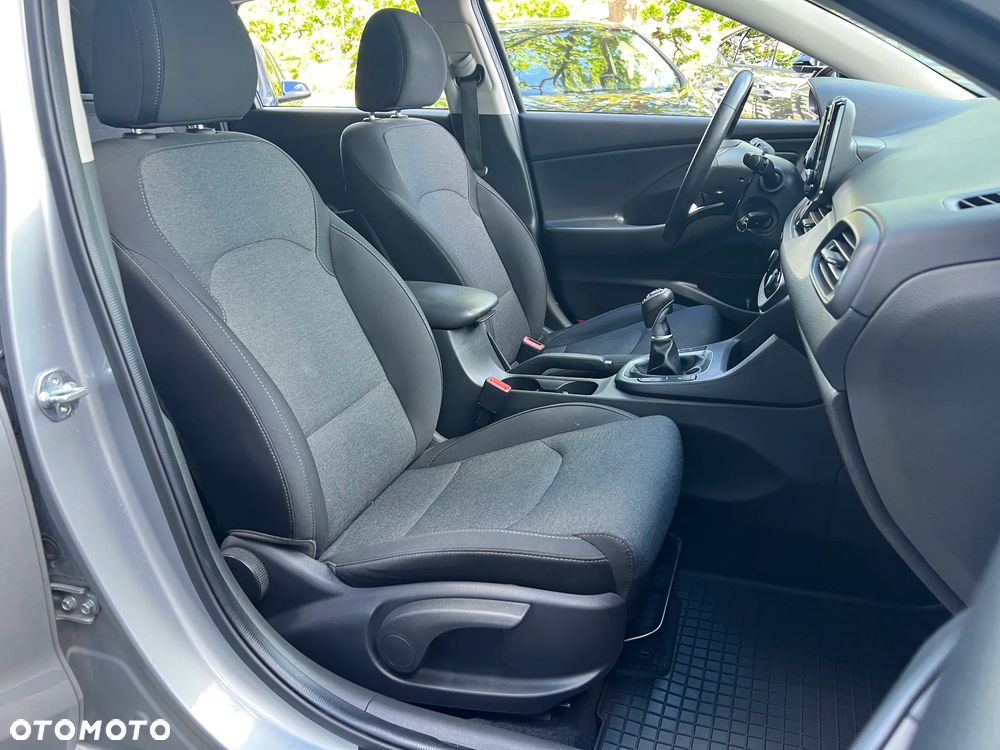Hyundai i30 1.0 T-GDI Smart - 22