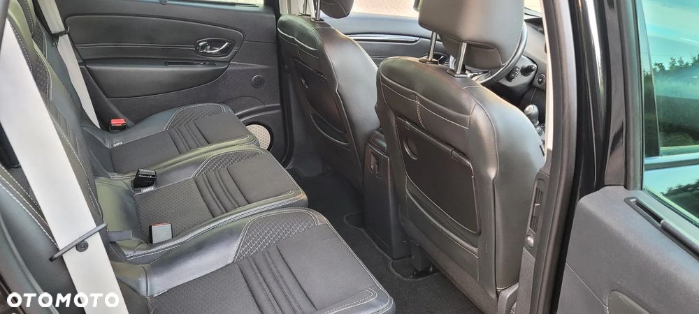 Renault Grand Scenic - 15