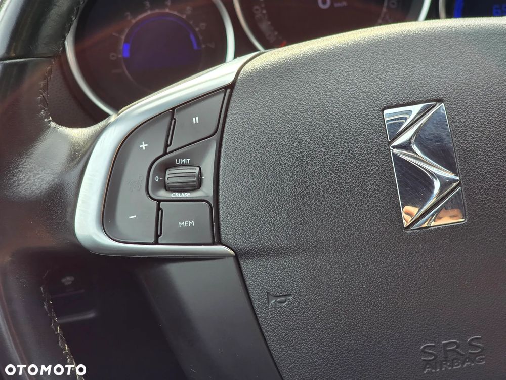 DS Automobiles DS 4 - 24