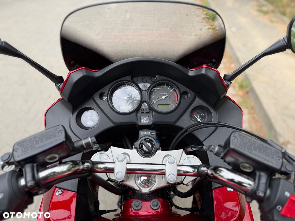 Honda CBF - 26