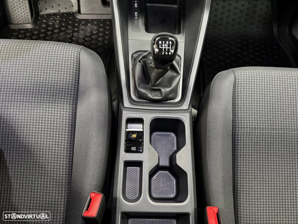 VW Caddy Cargo Maxi - 9