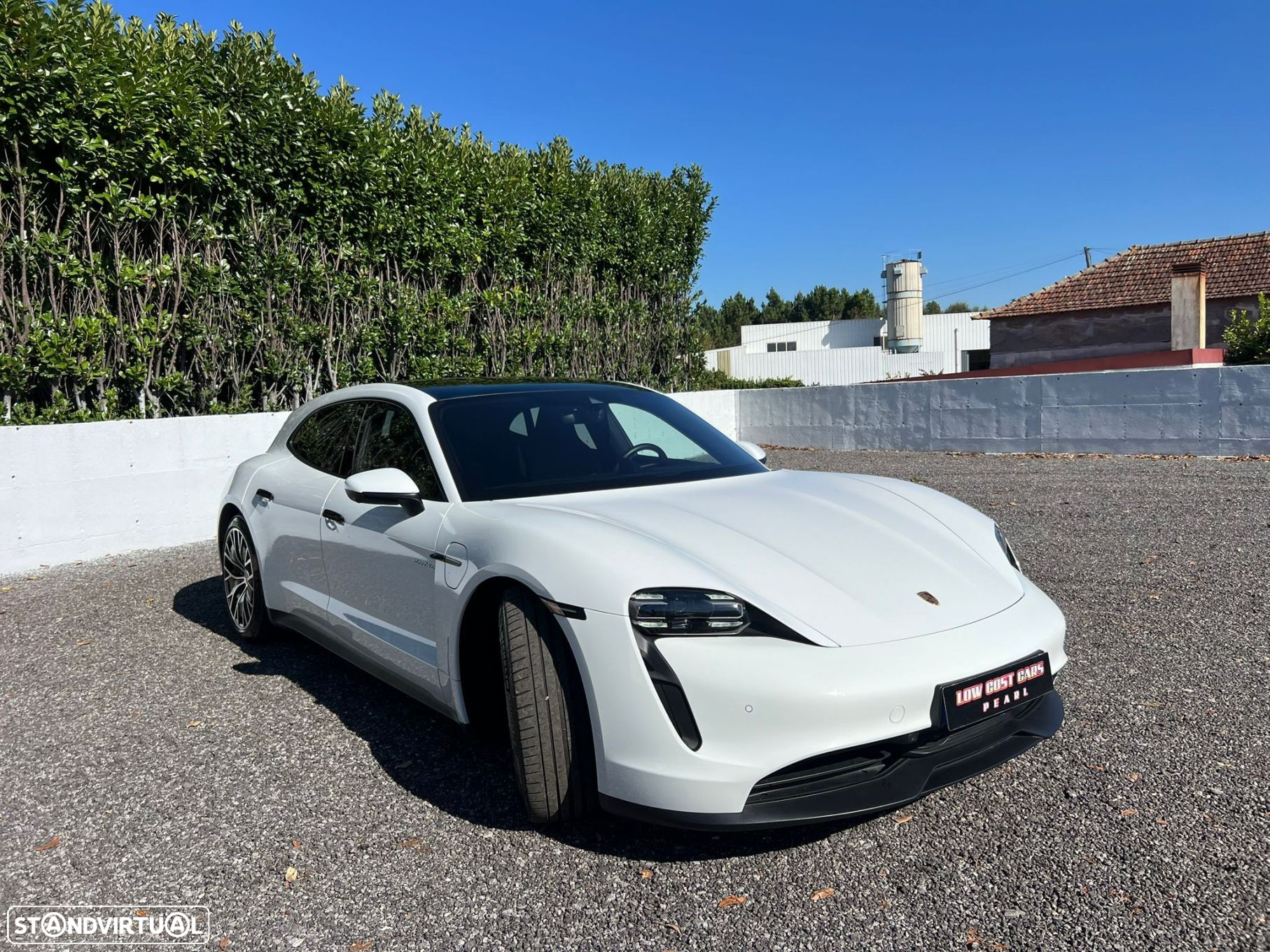 Porsche Taycan Sport Turismo - 2