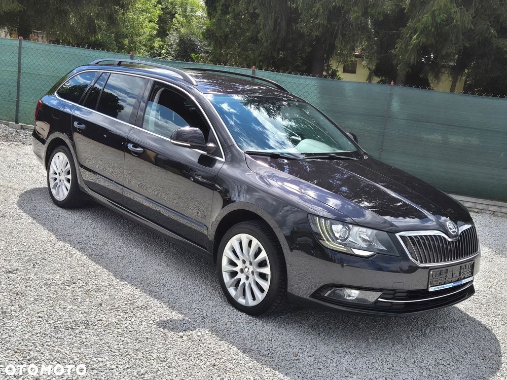 Skoda Superb 2.0 TDI DSG Elegance - 5