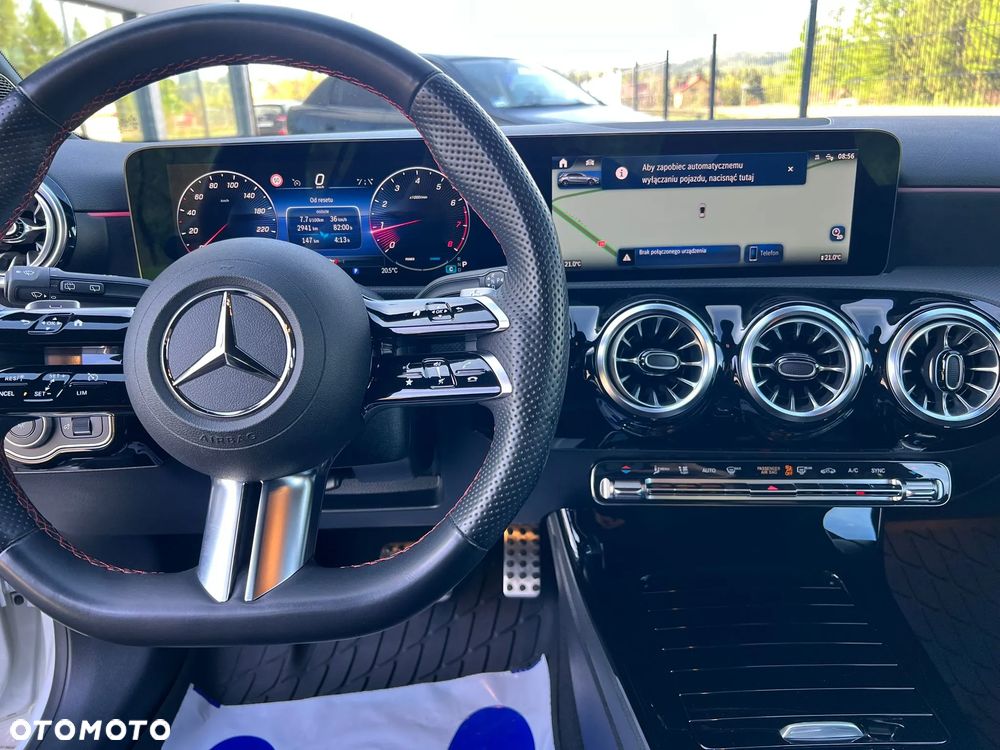Mercedes-Benz Klasa A 200 AMG Line 7G-DCT - 9