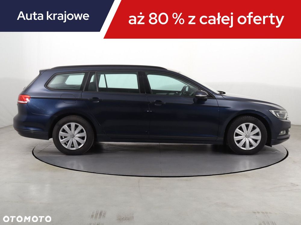Volkswagen Passat Variant - 8