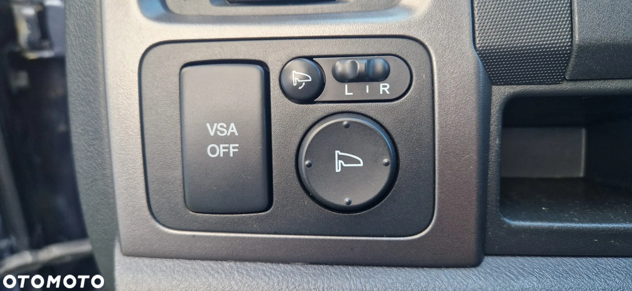 Honda CR-V 2.0i-VTEC Elegance 50 Jahre Edition - 19