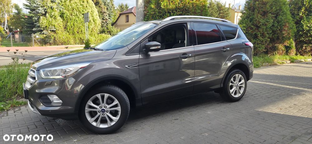 Ford Kuga 1.5 EcoBoost FWD Edition ASS MMT6 - 3