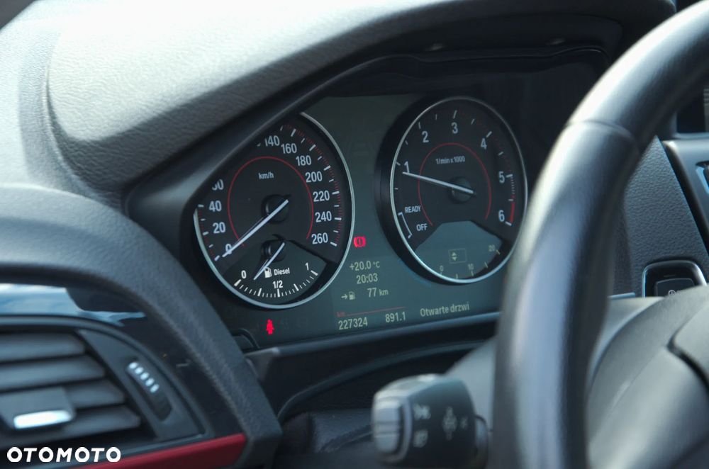 BMW Seria 1 118d Sport Line - 4