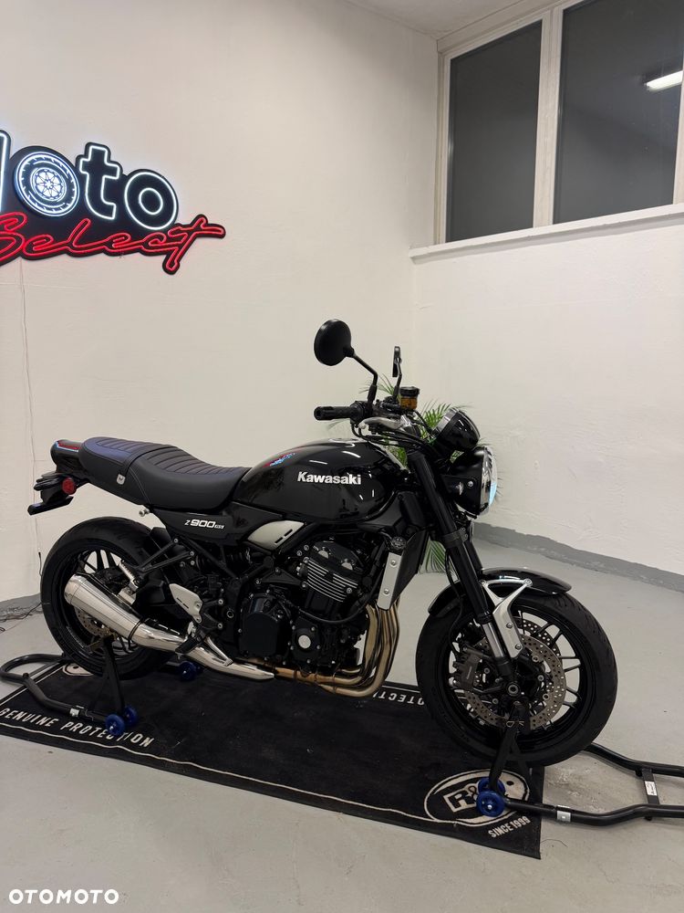 Kawasaki Z 900 RS - 10