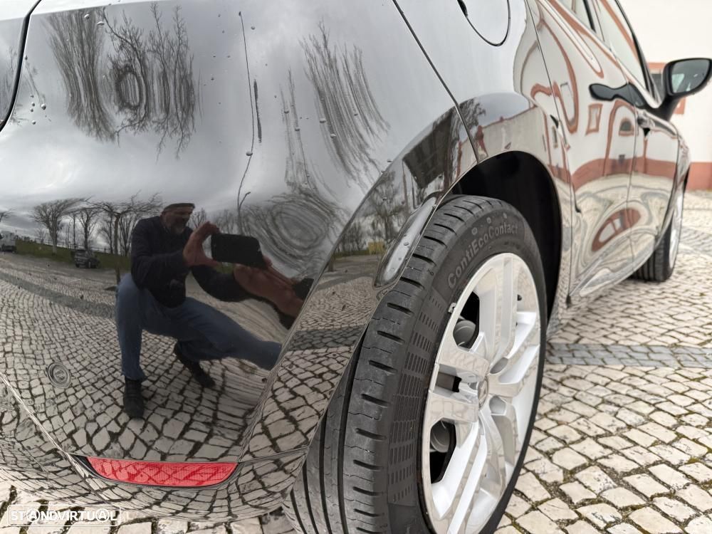 Renault Clio 0.9 TCe Limited - 9