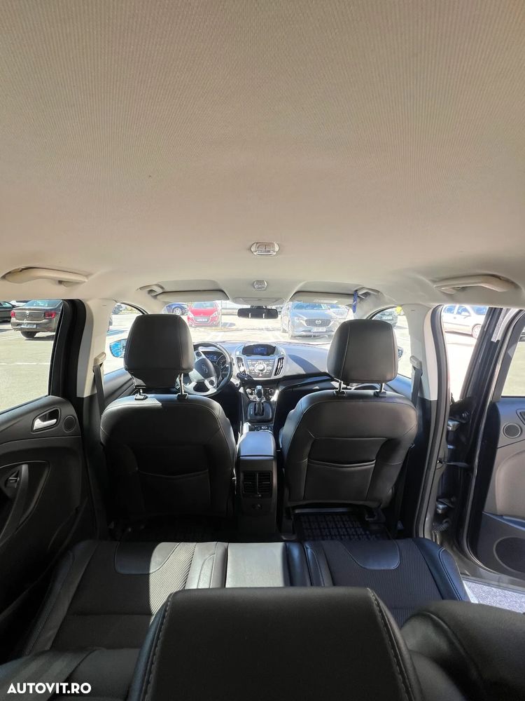 Ford Kuga 2.0 TDCi Powershift 4WD Titanium - 12