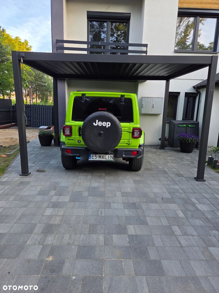 Jeep Wrangler - 4