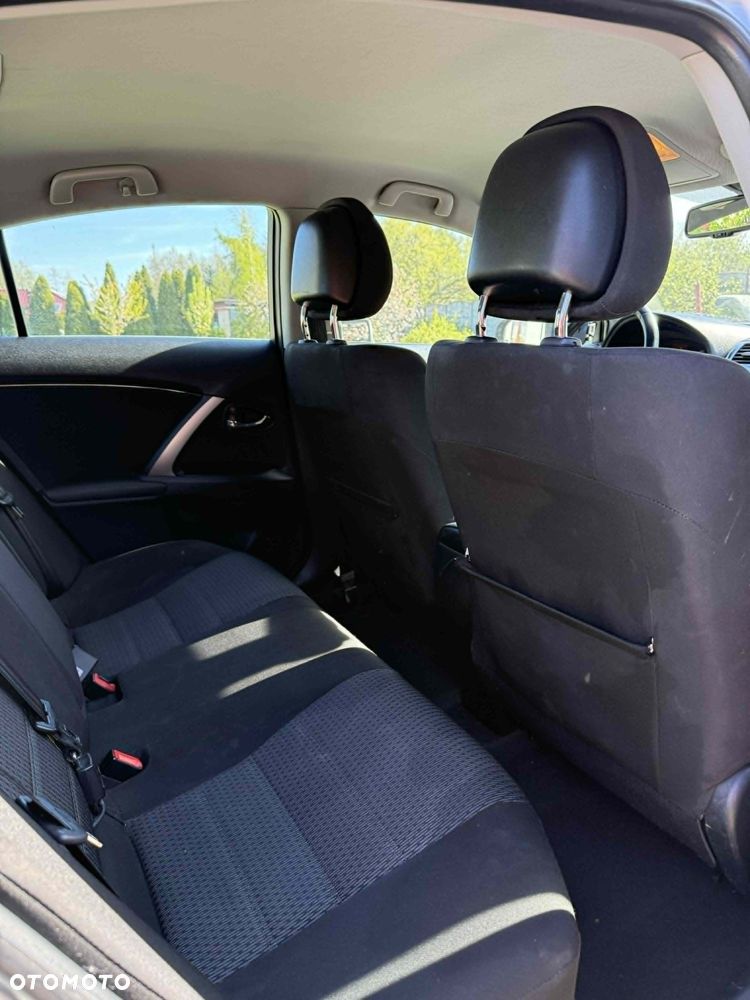 Toyota Avensis 2.0 D-4D Style - 6