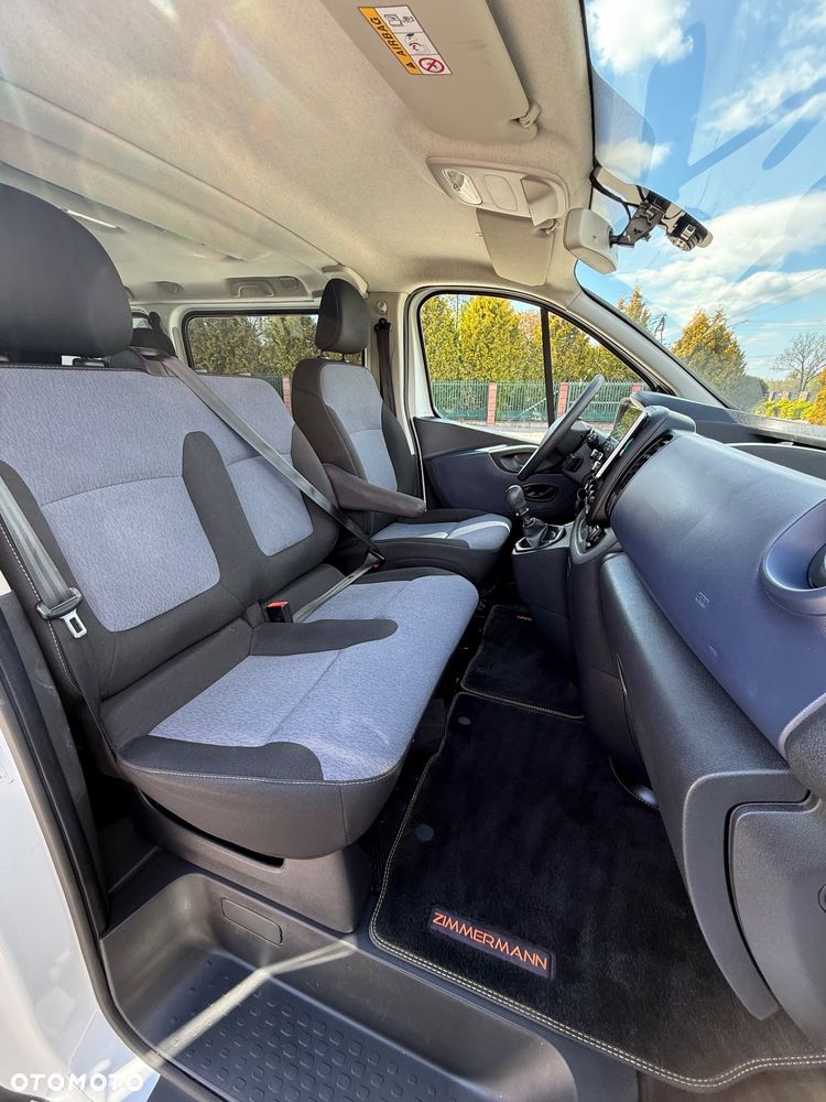 Opel Vivaro L2H1 2,9t Elegance Business - 15