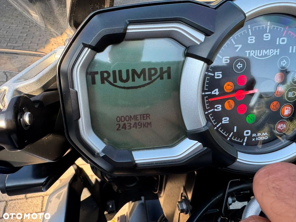 Triumph Tiger - 5