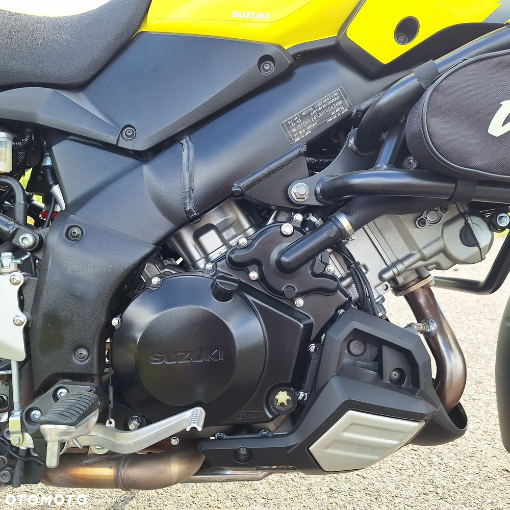 Suzuki V-STROM - 6