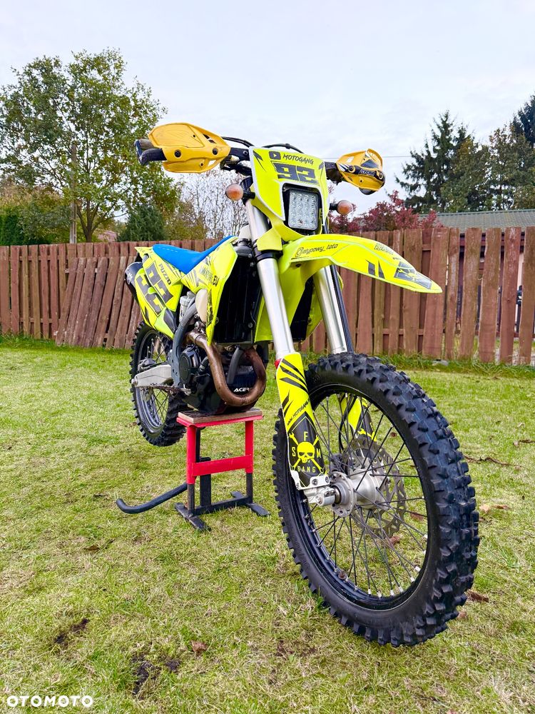 Husqvarna FE - 3