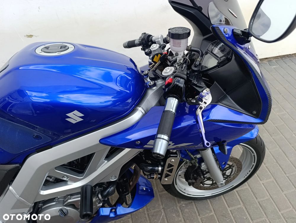 Suzuki SV - 29