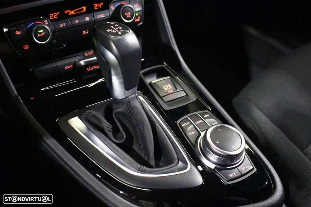 BMW 225xe Active Tourer Line Luxury - 28