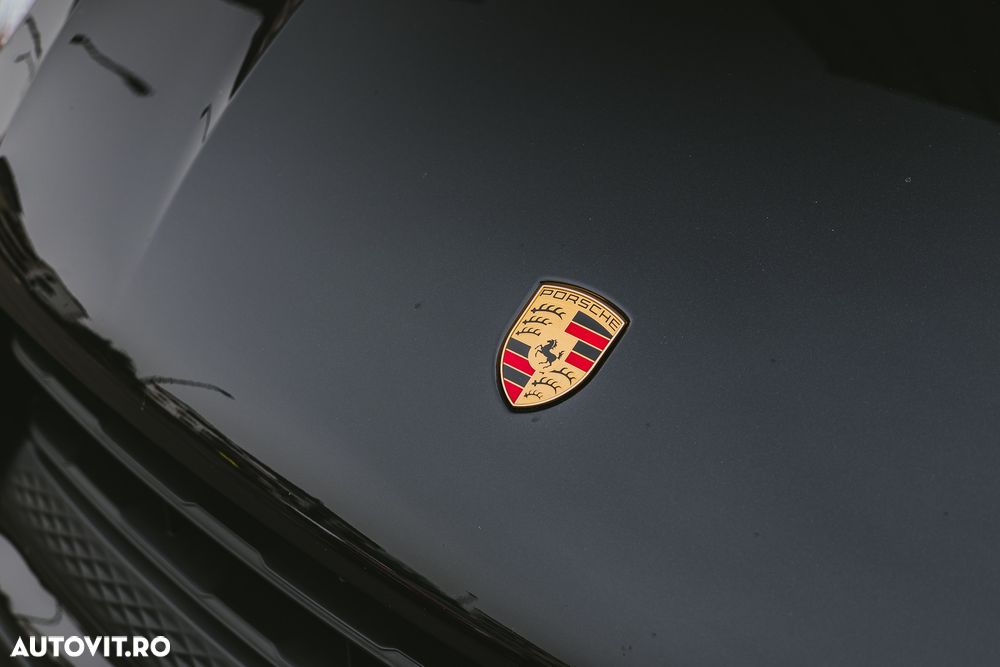 Porsche Macan - 9