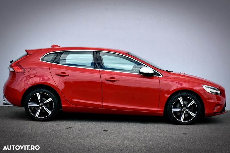 Volvo V40 T3 Geartronic RDesign - 10