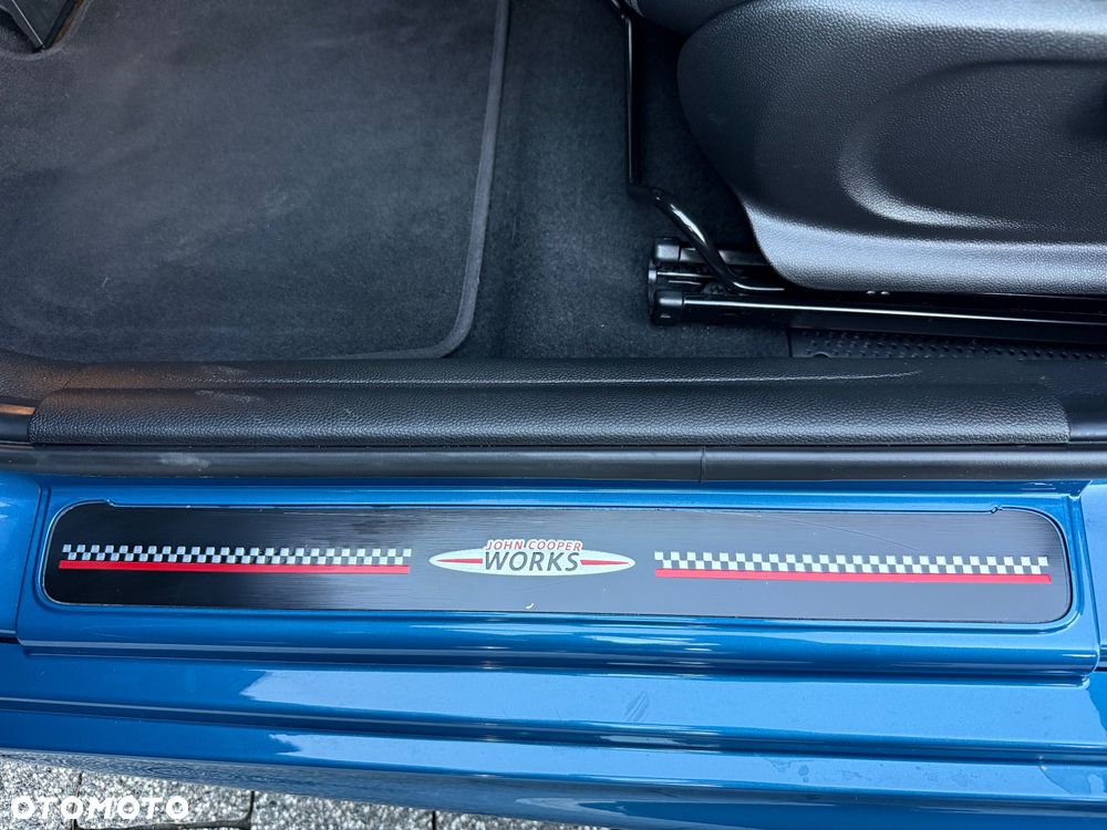 MINI Cooper John Works Trim - 27